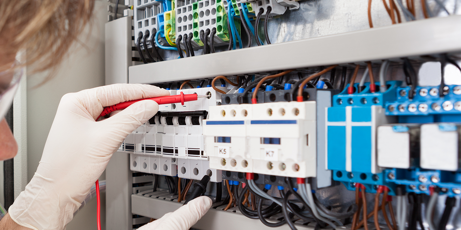 Electrician landing page_header